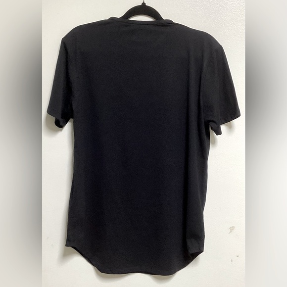 Cuts Elongated T-Shirt.  M - Picture 3 of 4